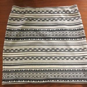 Aztec print knit skirt